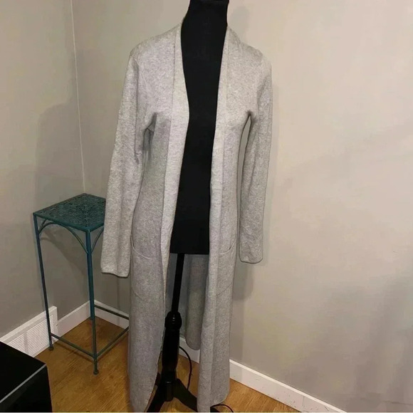 Ruby Moon  Cardigan - Picture 1 of 5